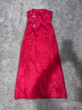 Scott McClintock Red Strapless Prom Dress with Floral Appliqué / AA67